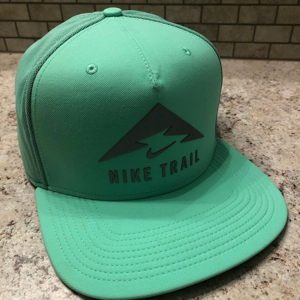 Nike Trail Aerobill Trucker Hat